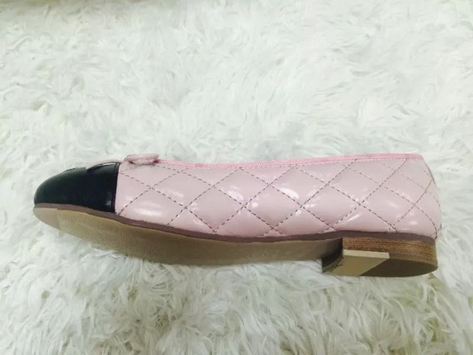 CHANEL Shallow mouth flat shoes Women--121